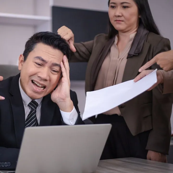 The Leadership Mistake 90% of Managers Never Notice Until It's Too Late